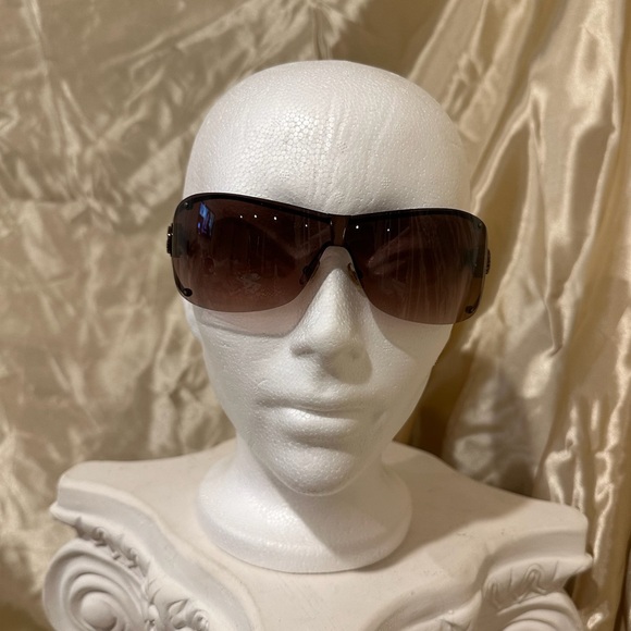 Gucci Shield Sunglasses in Brown Hue main image 7